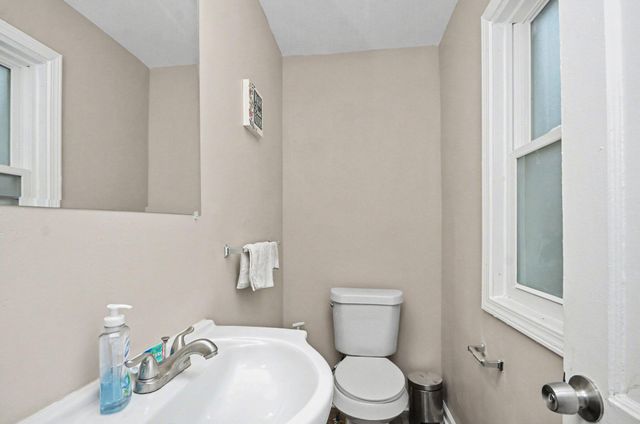 16610 Greenlawn Street, Detroit City, MI 48221