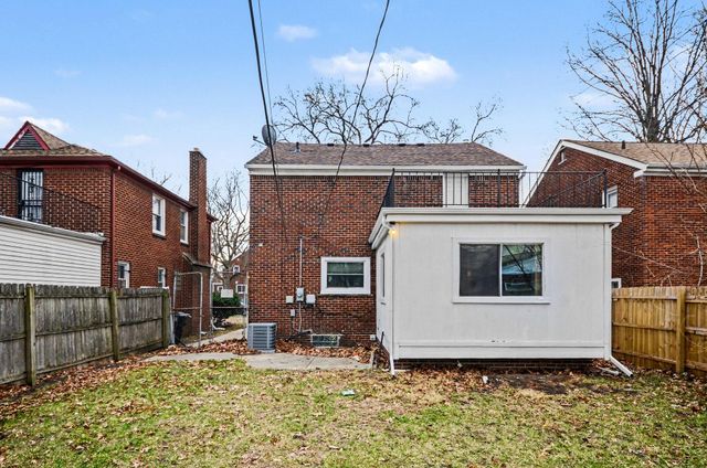 16610 Greenlawn Street, Detroit City, MI 48221