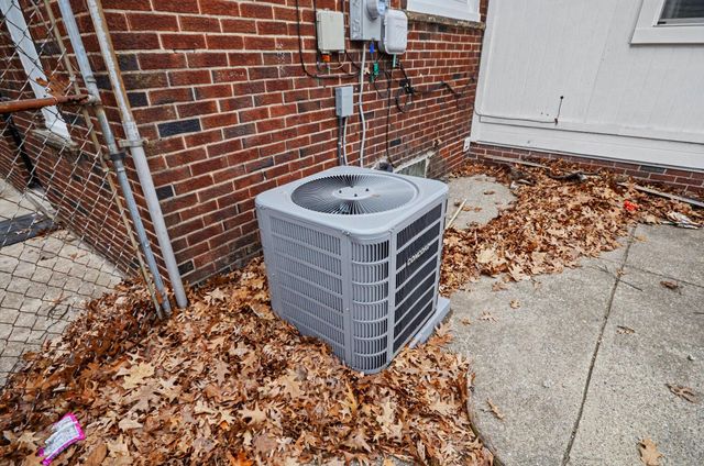 16610 Greenlawn Street, Detroit City, MI 48221