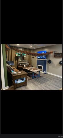 725 W 17th Street, Marion, IN 46953