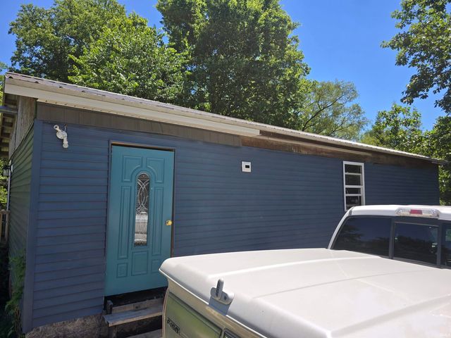 725 W 17th Street, Marion, IN 46953