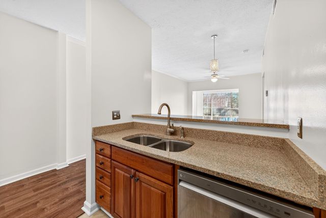 2025 Woodmont Blvd Apt 226, Nashville, TN 37215