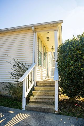 504 W Boundary Street, Dalton, GA 30720