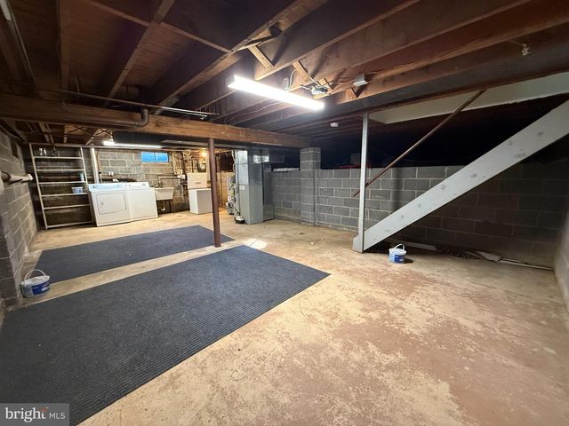 404 TANFORAN DR, Cherry Hill, NJ 08002
