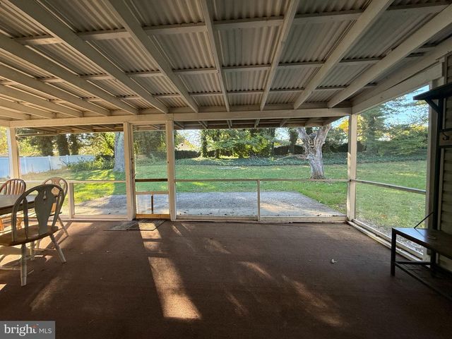 404 TANFORAN DR, Cherry Hill, NJ 08002