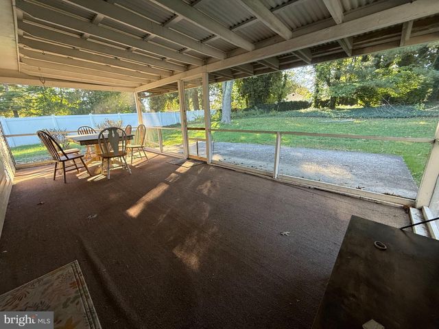 404 TANFORAN DR, Cherry Hill, NJ 08002