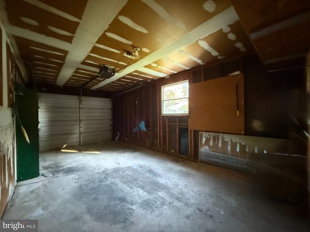404 TANFORAN DR, Cherry Hill, NJ 08002
