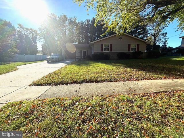 404 TANFORAN DR, Cherry Hill, NJ 08002