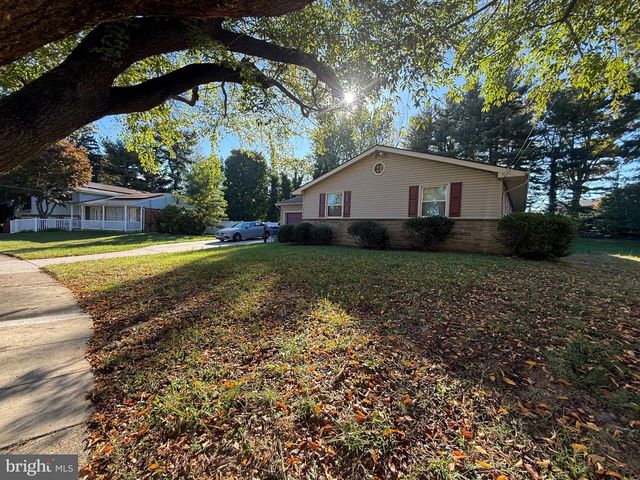 404 TANFORAN DR, Cherry Hill, NJ 08002