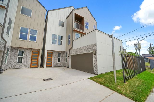 355-357 Cavalcade Street, Houston, TX 77009