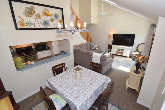 260 Sweet Allen Farm Road B3, South Kingstown, RI 02879