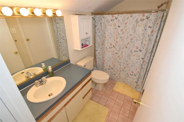 260 Sweet Allen Farm Road B3, South Kingstown, RI 02879