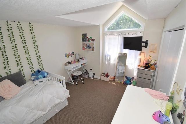 260 Sweet Allen Farm Road B3, South Kingstown, RI 02879