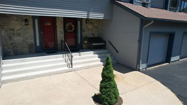 260 Sweet Allen Farm Road B3, South Kingstown, RI 02879