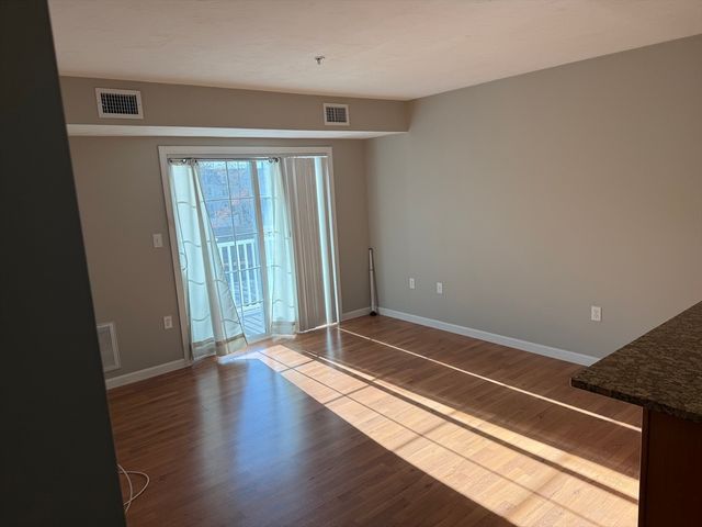 670 Bedford Street 101, Whitman, MA 02382