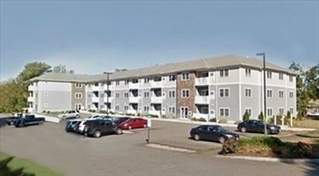 670 Bedford Street 101, Whitman, MA 02382