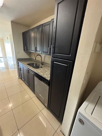 8787 NW 39th Street 8787, Sunrise, FL 33351