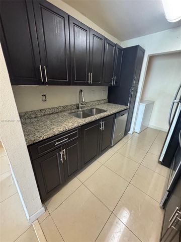 8787 NW 39th Street 8787, Sunrise, FL 33351