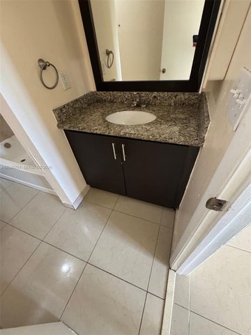 8787 NW 39th Street 8787, Sunrise, FL 33351