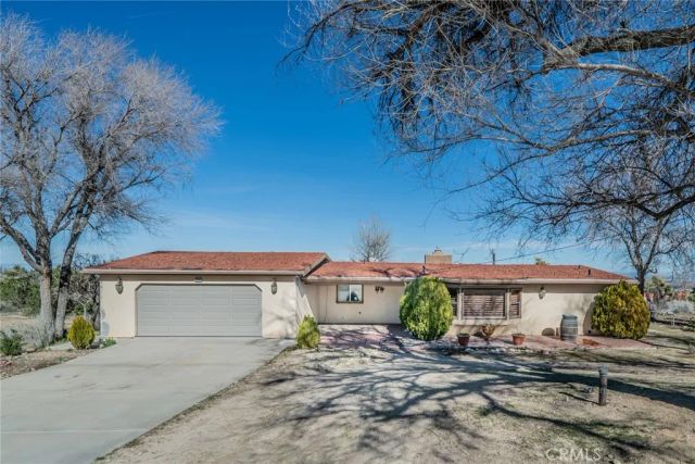 3230 Silver Ridge, Pinon Hills, CA 92372