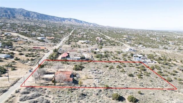 3230 Silver Ridge, Pinon Hills, CA 92372