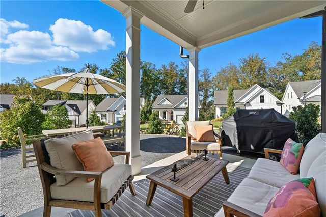 1045 Cagle Creek Overlook, Canton, GA 30115