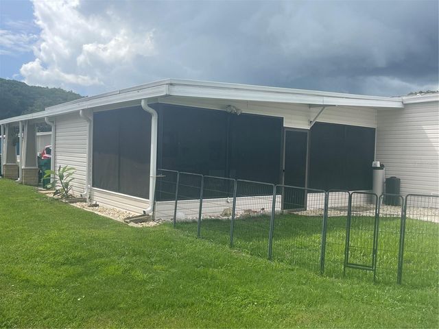 112 LYONIA LANE, Wildwood, FL 34785