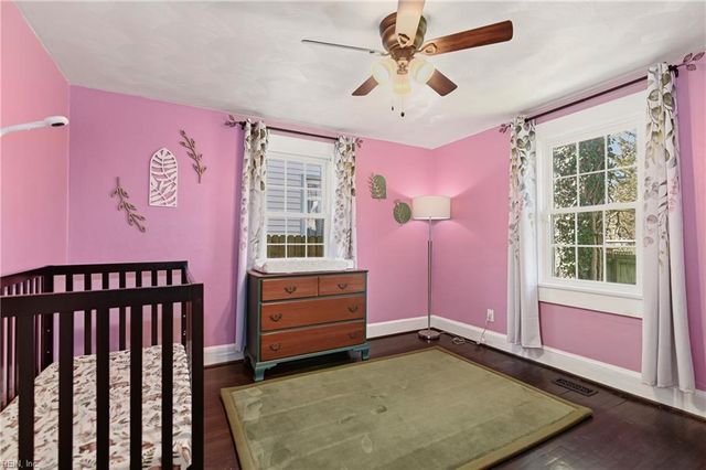 1536 Bainbridge BLVD, Chesapeake, VA 23324