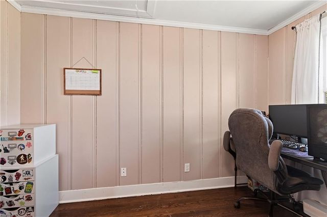 1536 Bainbridge BLVD, Chesapeake, VA 23324