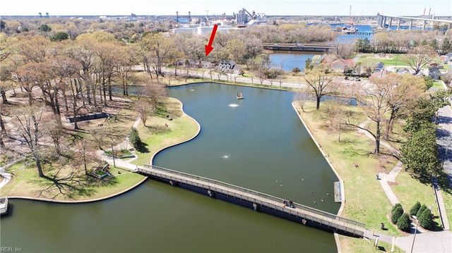 1536 Bainbridge BLVD, Chesapeake, VA 23324