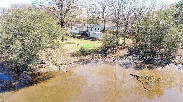 1536 Bainbridge BLVD, Chesapeake, VA 23324