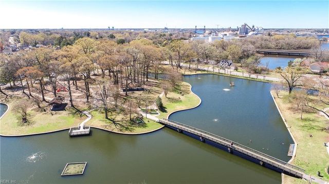 1536 Bainbridge BLVD, Chesapeake, VA 23324