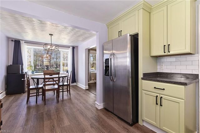 1536 Bainbridge BLVD, Chesapeake, VA 23324