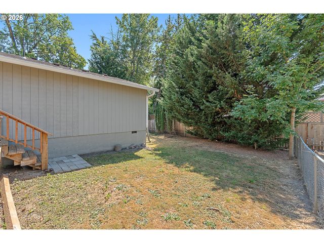 15641 Se HUGH Ave, Milwaukie, OR 97267
