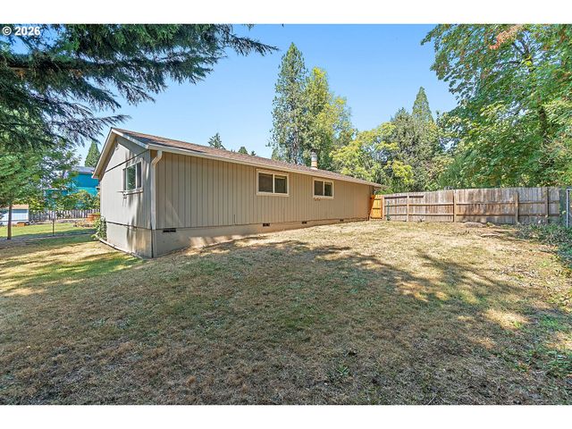 15641 Se HUGH Ave, Milwaukie, OR 97267