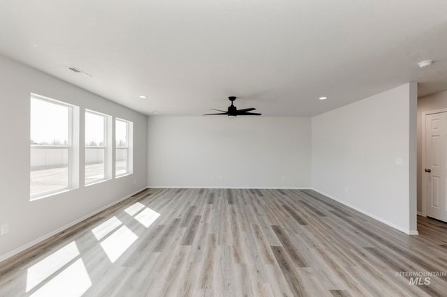 3270 S Maple Ranch Way, Nampa, ID 83686