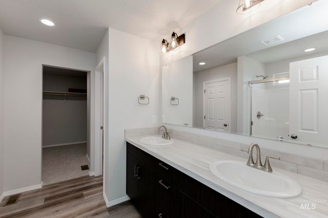 3270 S Maple Ranch Way, Nampa, ID 83686