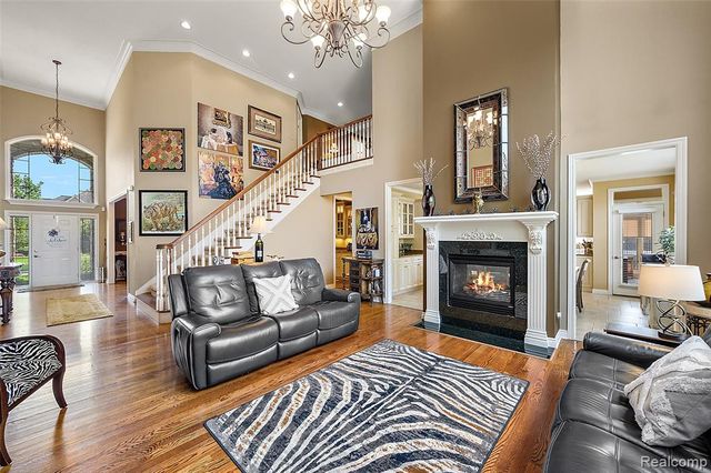 54232 Carrington Drive, Shelby Twp, MI 48316