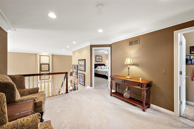 54232 Carrington Drive, Shelby Twp, MI 48316