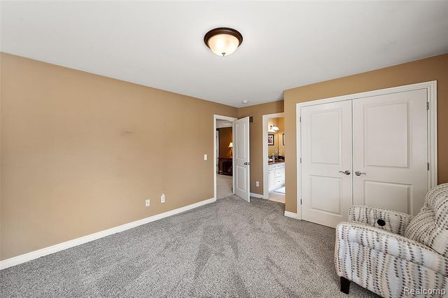 54232 Carrington Drive, Shelby Twp, MI 48316