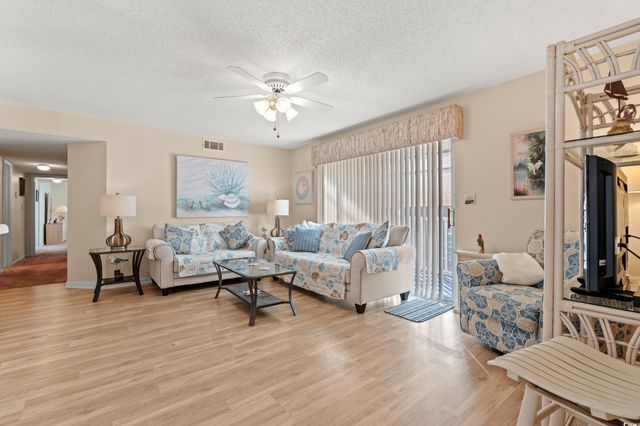 2220 Andover Dr Apt F, Surfside Beach, SC 29575