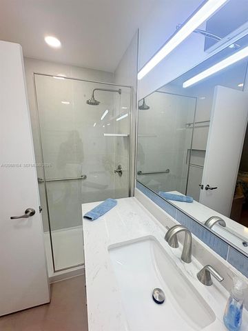 927 NW 106th Ave Circle 927, Miami, FL 33172