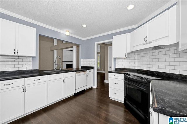 7217 CLIFF CIRCLE, Dora, AL 35062