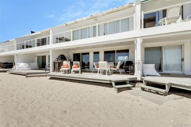 279 Dune Road 2, Westhampton Beach, NY 11978