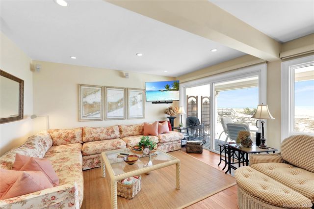 279 Dune Road 2, Westhampton Beach, NY 11978