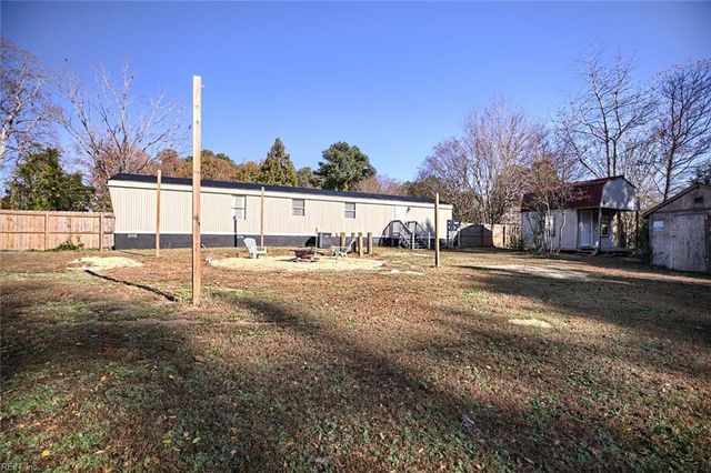 3254 Woodstock RD, Gloucester, VA 23061