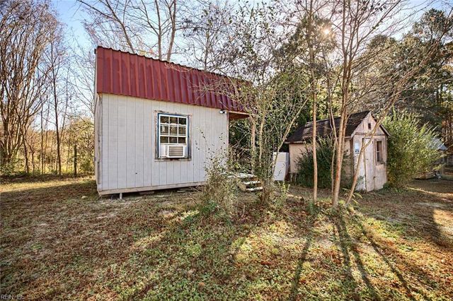 3254 Woodstock RD, Gloucester, VA 23061