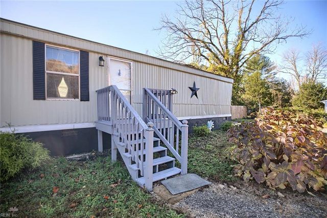 3254 Woodstock RD, Gloucester, VA 23061