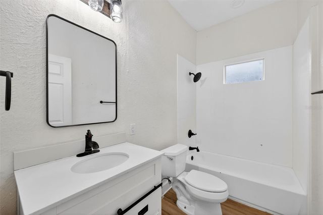 1311 E CARACAS STREET, Tampa, FL 33603