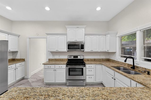 1311 E CARACAS STREET, Tampa, FL 33603